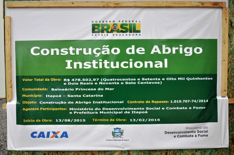 Sede própria do abrigo provisório Recanto Feliz, em Itapoá, está em construção