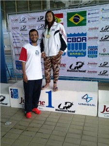 Atleta itapoanse ouro na natacao do Parajesc e sera indicada para a selecao estadual