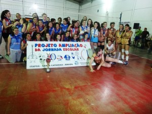 Foi realizada, em Itapoá, mais uma edição da Copa Independência de Voleibol