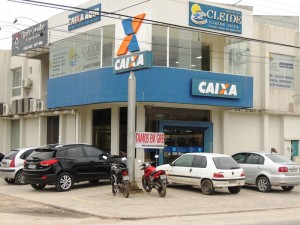 10 Caixa Economica Federal de Itapoa em greve