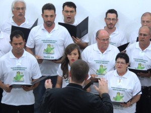 Apresentação Cantar é Preciso do Coral Vozes da Babitonga na Casa da Cultura de Itapoá