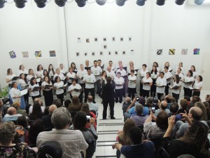 Apresentação Cantar é Preciso do Coral Vozes da Babitonga na Casa da Cultura de Itapoá