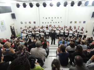 Apresentacao Cantar e Preciso do Coral Vozes da Babitonga na Casa da Cultura de Itapoa 22