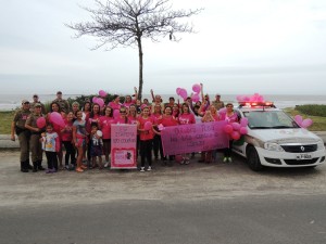 Campanha Outubro Rosa foi encerrada com caminhada em Itapoá