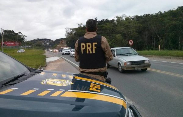 Nehhuma morte nas estradas federais de SC no feriadão de Aparecida