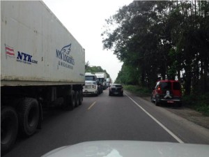 Situacao buracos rodovia SC 415 - foto Raul Ivan Delavy 02