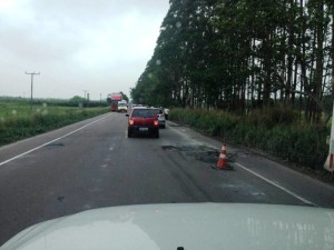 Situacao buracos rodovia SC 415 - foto Raul Ivan Delavy 04