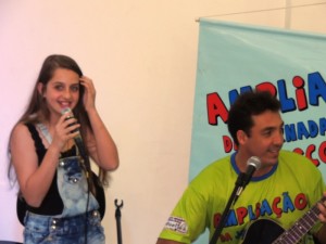 Alunos do projeto Ampliação demonstram talento em Mostra de Música