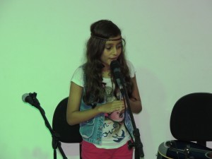 Alunos do projeto Ampliação demonstram talento em Mostra de Música