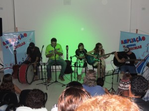 Alunos do projeto Ampliação demonstram talento em Mostra de Música
