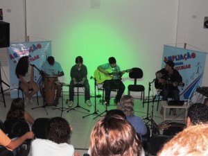 Alunos do projeto Ampliação demonstram talento em Mostra de Música