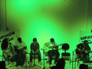 Alunos do projeto Ampliação demonstram talento em Mostra de Música