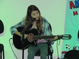 Alunos do projeto Ampliação demonstram talento em Mostra de Música