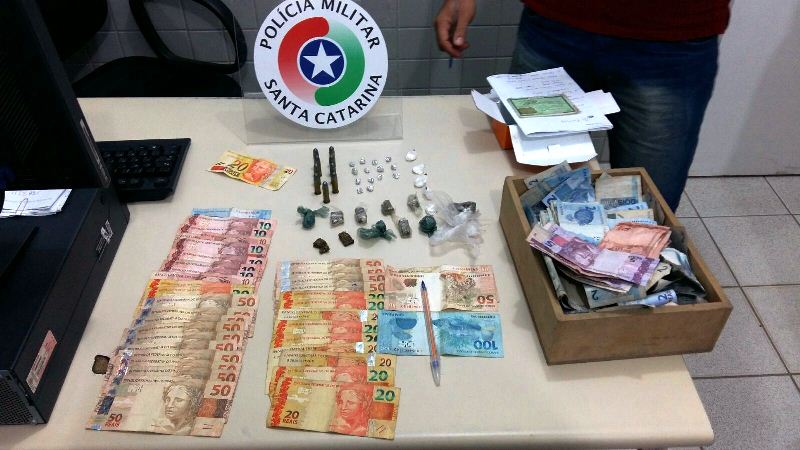 Polícia Militar prende homem por aliciamento de menores no Samambaial