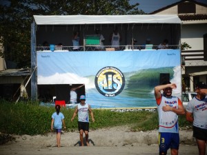 Projeto Ampliação da Jornada Escolar realiza 7º Surf Kids