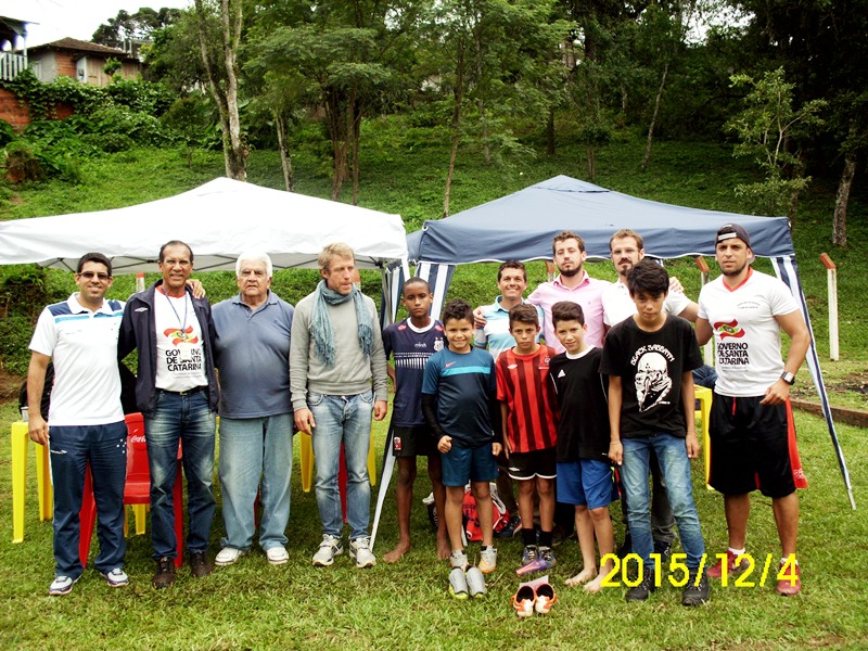 Aluno da Escolinha Furacão de Itapoá é selecionado pelo Cruzeiro Esporte Clube