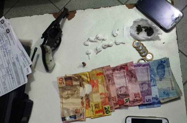 Suspeitos são presos após tentativa de latrocínio na região das Pedras em Itapoá 2