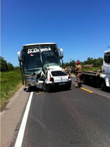 Tres pessoas morrem em grave acidente na Rodovia PR-412, em Guaratuba 2