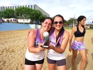 Volei de praia de Itapoa faz bonito e conquista tres medalhas em Rio Negro (PR) 12