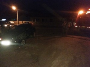 Carro e caminhao de lixo colidem na Rua 1.000, proximo a Celesc 01