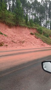 Queda de Barreira na SC 416 entre Itapoa e Garuva 2
