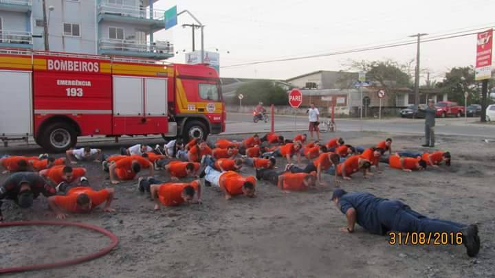 Corpo de Bombeiros de Itapoa realiza formatura do CBAE e ato de promocao de bombeiros 05