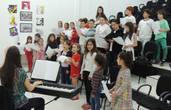 primeiro-ensaio-coral-infantil-de-itapoa-sementes-do-amanha-01