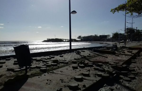 08-estragos-mare-alta-em-itapoa-por-itapoa-2-0-800x600