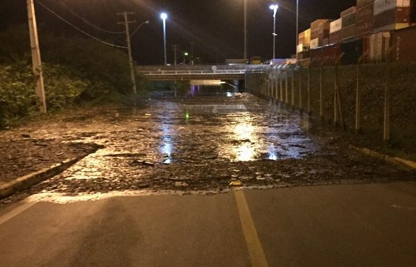 10-estragos-mare-alta-em-itapoa-por-itapoa-2-0-600x800