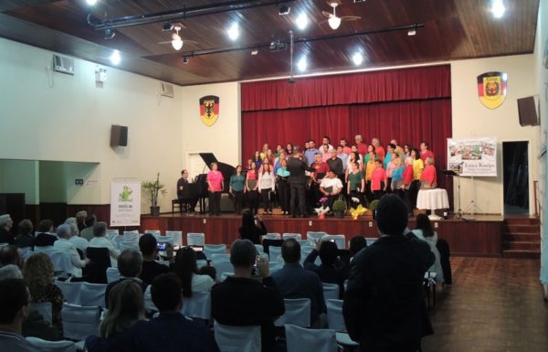 coral-vozes-da-babitonga-de-itapoa-no-concerto-da-primavera-em-joinville-12