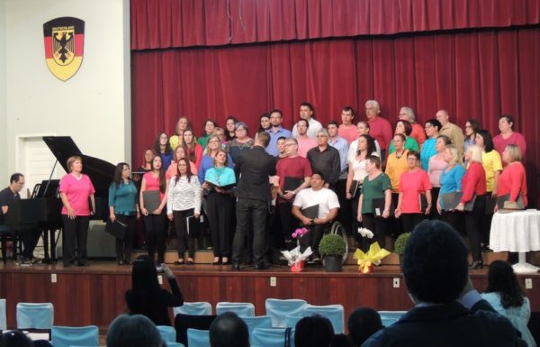 coral-vozes-da-babitonga-de-itapoa-no-concerto-da-primavera-em-joinville-13