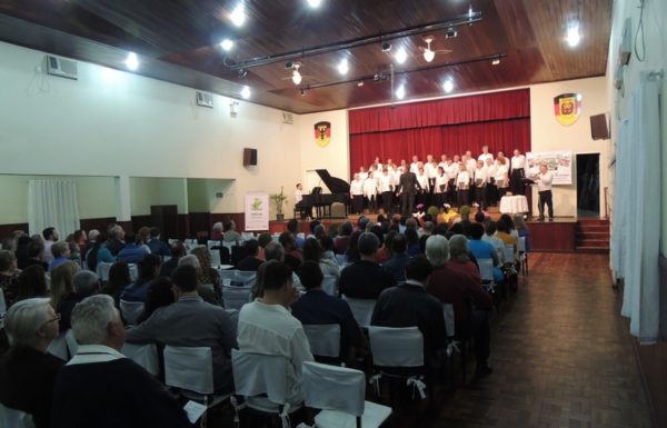 coral-vozes-da-babitonga-de-itapoa-no-concerto-da-primavera-em-joinville-29