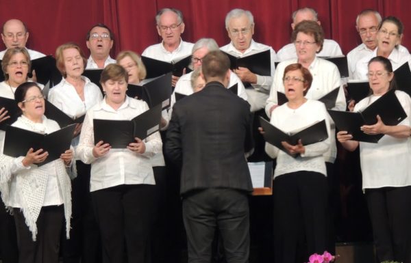 coral-vozes-da-babitonga-de-itapoa-no-concerto-da-primavera-em-joinville-35