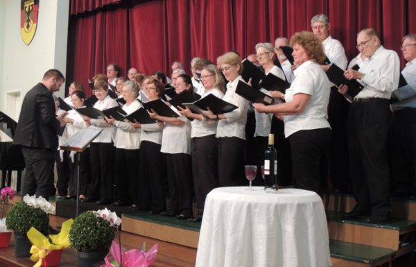 coral-vozes-da-babitonga-de-itapoa-no-concerto-da-primavera-em-joinville-49