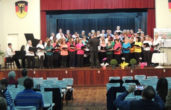 coral-vozes-da-babitonga-de-itapoa-no-concerto-da-primavera-em-joinville-52