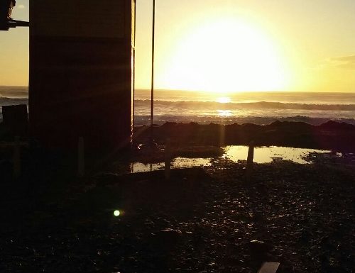 postos-guarda-vidas-de-itapoa-danificados-pela-mare-alta-5-500x800