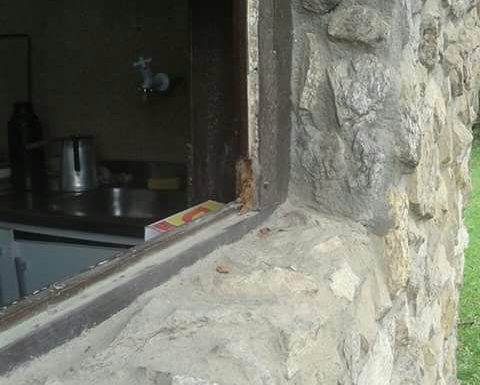 base-da-pm-na-vila-da-gloria-atacada-por-vandalos-01