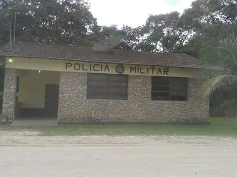 base-da-pm-na-vila-da-gloria-atacada-por-vandalos-05