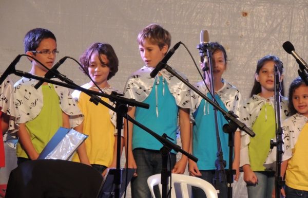 apresentacoes-de-natal-do-porto-itapoa-dia-16-12-16-010