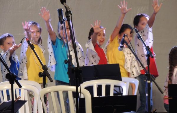 apresentacoes-de-natal-do-porto-itapoa-dia-16-12-16-011