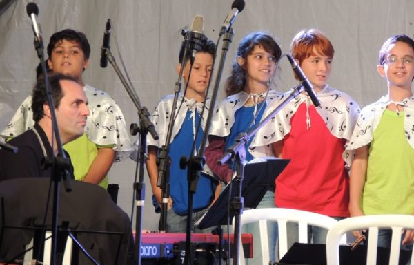 apresentacoes-de-natal-do-porto-itapoa-dia-16-12-16-021