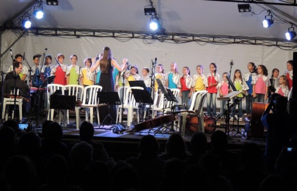 apresentacoes-de-natal-do-porto-itapoa-dia-16-12-16-022