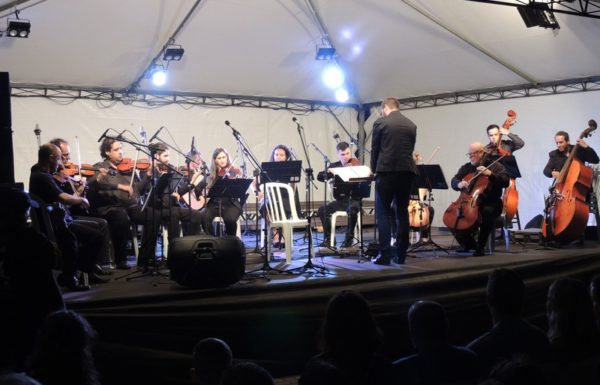 apresentacoes-de-natal-do-porto-itapoa-dia-16-12-16-033