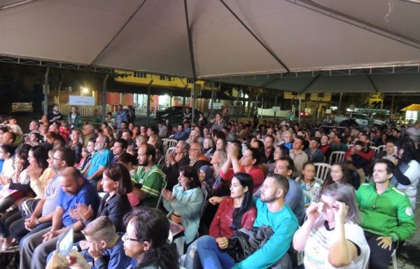 apresentacoes-de-natal-do-porto-itapoa-dia-16-12-16-043