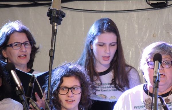 apresentacoes-de-natal-do-porto-itapoa-dia-16-12-16-054