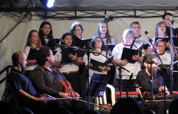 apresentacoes-de-natal-do-porto-itapoa-dia-16-12-16-066