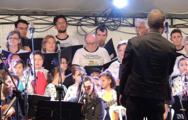 apresentacoes-de-natal-do-porto-itapoa-dia-16-12-16-076