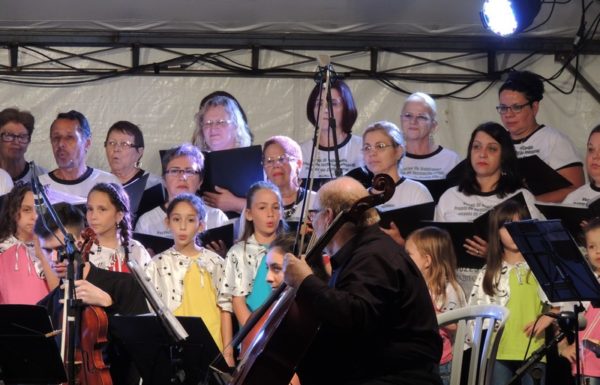 apresentacoes-de-natal-do-porto-itapoa-dia-16-12-16-078