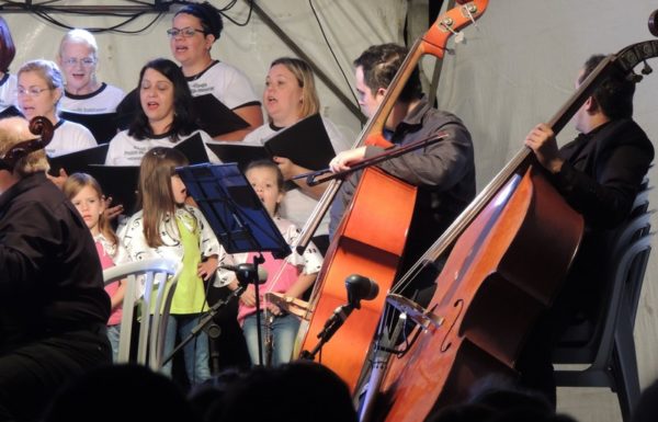 apresentacoes-de-natal-do-porto-itapoa-dia-16-12-16-079