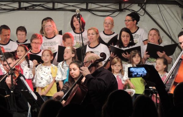 apresentacoes-de-natal-do-porto-itapoa-dia-16-12-16-089